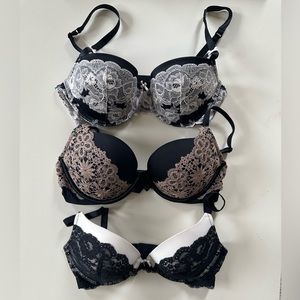 Lot of Victoria’s Secret Push Up Bras 34D
